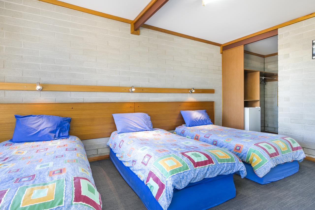 Nullarbor Roadhouse Hotell Exteriör bild