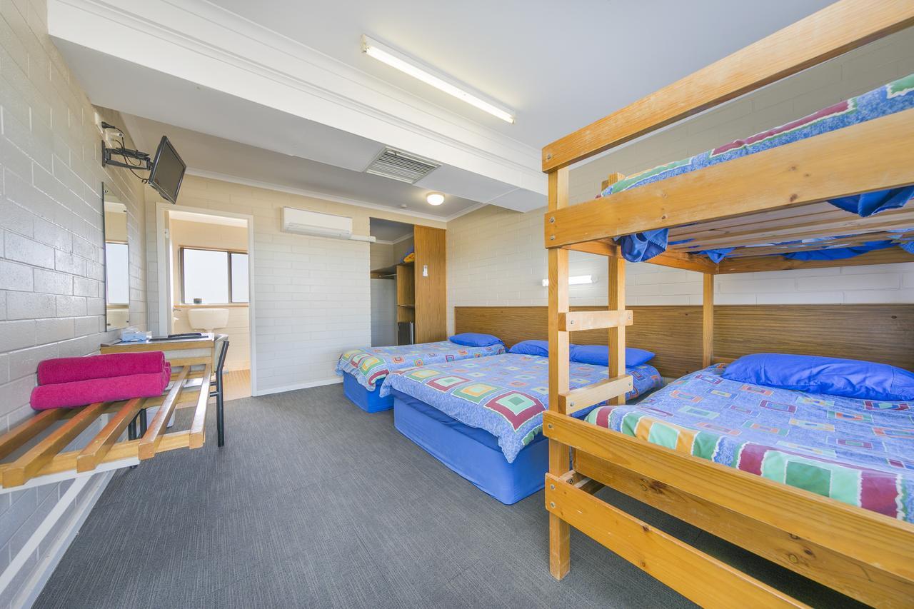 Nullarbor Roadhouse Hotell Exteriör bild